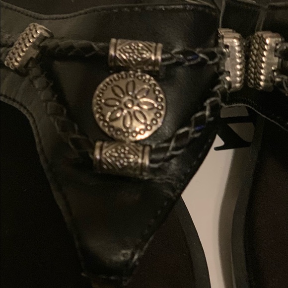 White Mountain Black Leather Sandal - Picture 3 of 5